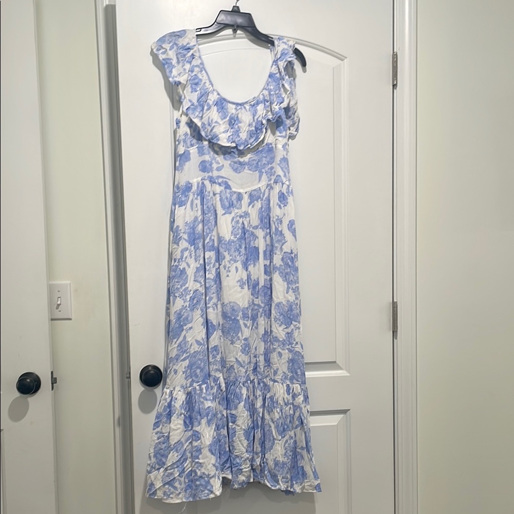 Floral Blue and White Women's Dress